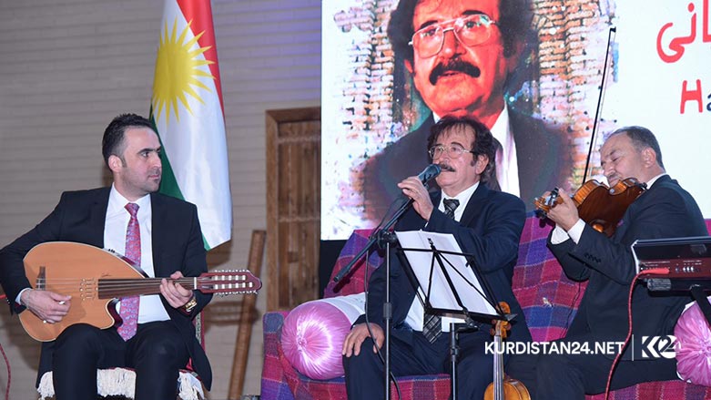به‌ وێنه‌.. مه‌راسیمی رێزلێنانی هونه‌رمه‌ند حه‌سه‌ن گه‌رمیانی